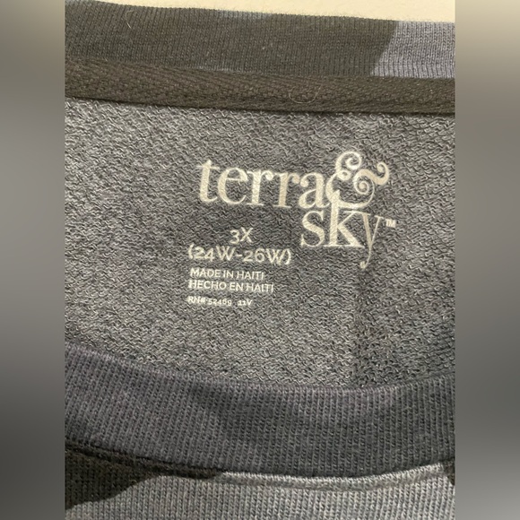 Terra & Sy 3X Black Camo Crewneck Lightweight Sweatshirt. NWT - Picture 3 of 4